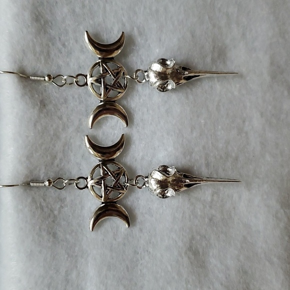 Raven Skull Moon Star Silver Dangle Earrings - Picture 3 of 7